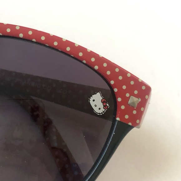 Hello Kitty Girls Sunglasses - Picture 3 of 5
